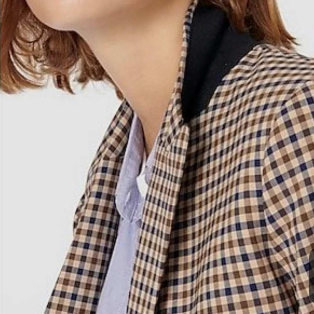 J.Crew Boyfriend Blazer Plaid Italian Stretch Wool Blazer Jacket 4 Navy Brown - Picture 2 of 16